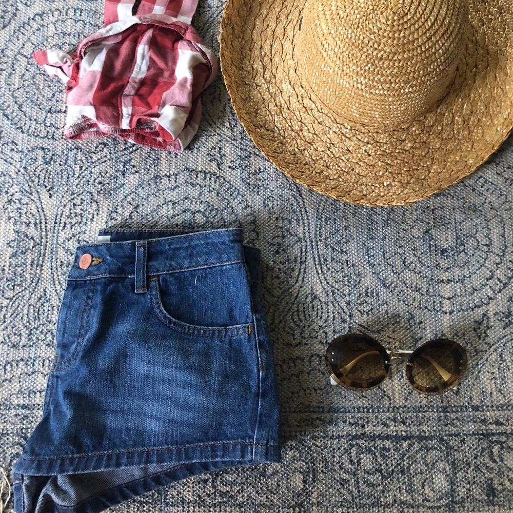 Top Shop Daisy Shorts
